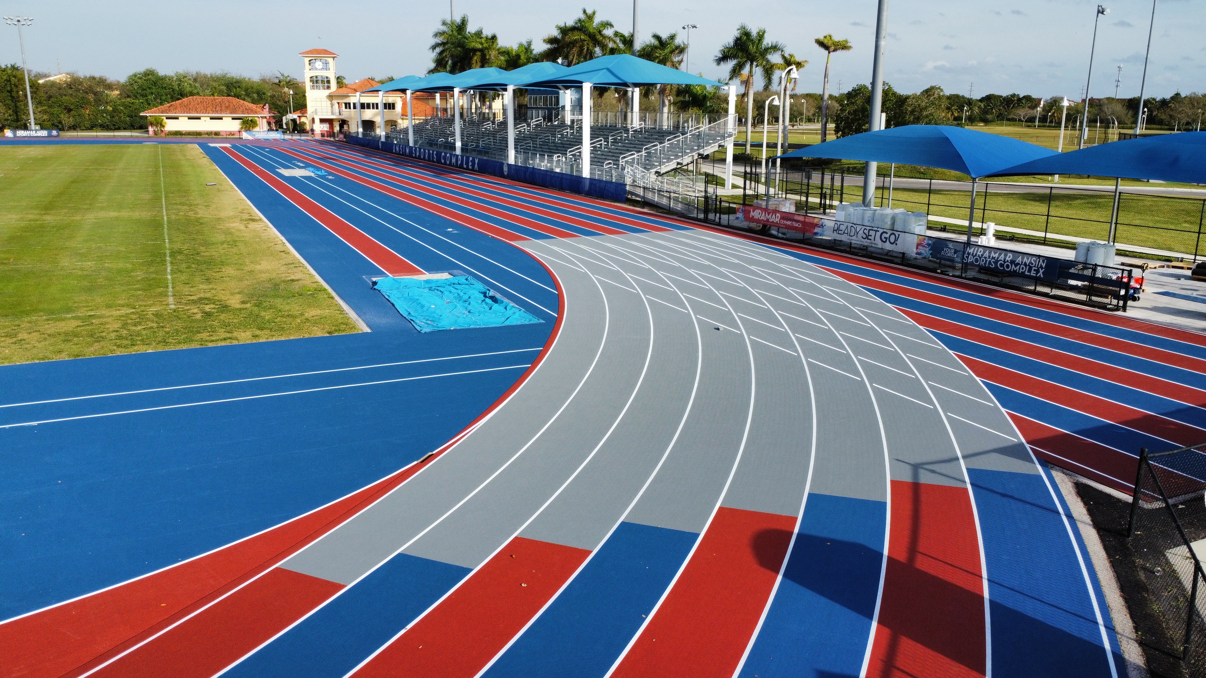 Close up of Ansin red and blue track