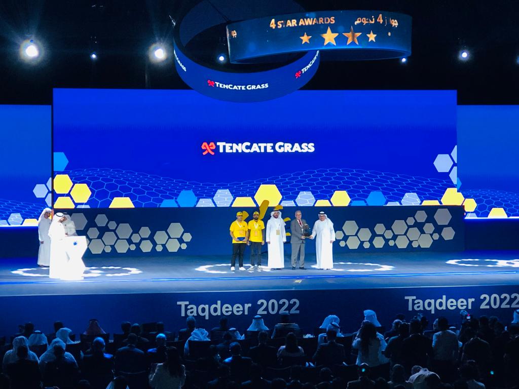 Jim McFarlane and his team win 4 stars at Taqdeer Award